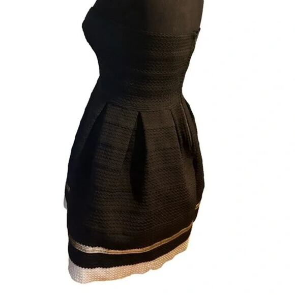 Sans Souci Black & Gold Strapless Molded Mini Dress | Size S - Picture 6 of 7